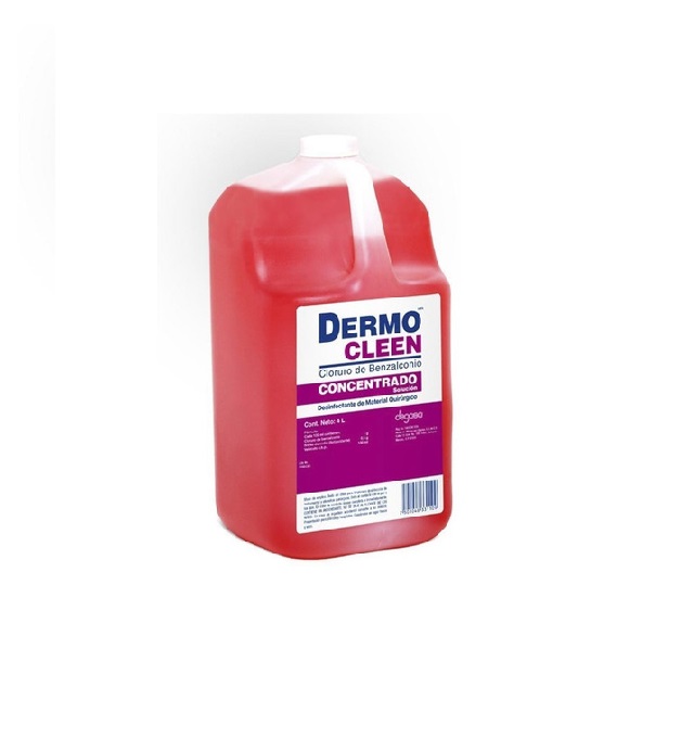 DERMOCLEEN CONCENTRADO SOL. Envase c/4 L. 1-0.5 G/100 ML.